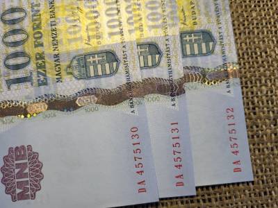 1000 forint 2005 DA , 3 db UNC sorszámkövető 