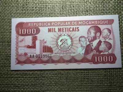 Mozambik 1000 meticais 1980 UNC , B1