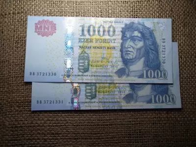 1000 forint 2012 DB , UNC , 2 db sorszámkövető 