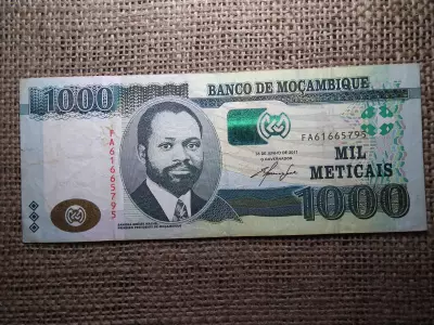 Mozambik 1000 meticais 2011 VF , C1