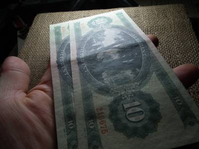 10 forint 1962 , vízjeles , ritka , 2 db sorszámkövető 