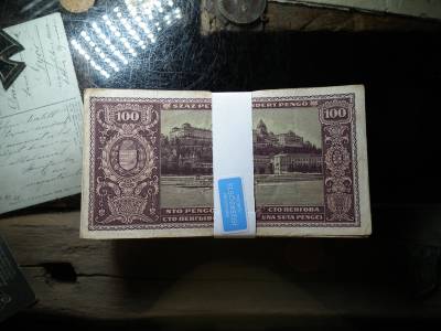 100 PENGŐ 1945 . ÁPRILIS 5. - 100 DARABOS KÖTEG EGYBEN!!! 100 alatti sorozatszám ! 100 PENGŐ 1945 . ÁPRILIS 5. - 100 DARABOS KÖTEG EGYBEN!!! 100 alatti sorozatszám !