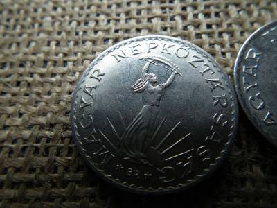 10 forint 1976 mind a kettő verőtőtípus ! Párban ! 