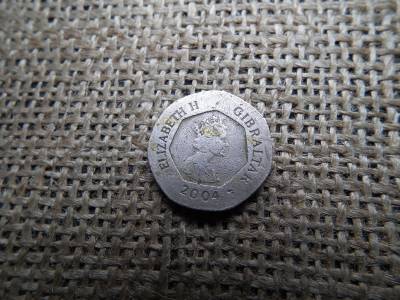 Gibraltár 20 penny 2004 , pence - II. Erzsébet megszállása - Koponya