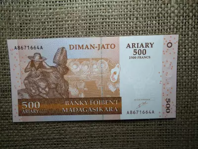 Madagaszkár 500 ariary 2004 , 2500 francs , frank , UNC ,  A1