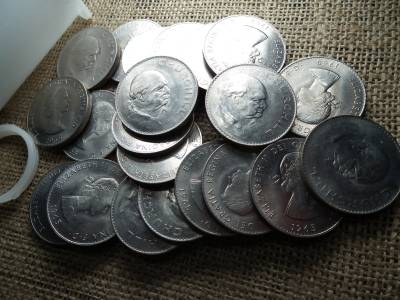 Egyesült Királyság , 1 Korona 1965 rolni ! 21 db verdefényes 1 crown - II. Erzsébet Churchill Egyesült Királyság , 1 Korona 1965 rolni ! 21 db verdefényes 1 crown - II. Erzsébet Churchill