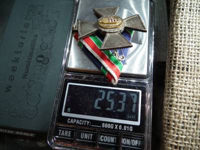 Vitézi Rend Ezüst Érdemkereszt , zománcozott, ezüstözött fém kitüntetés mellszalagon 